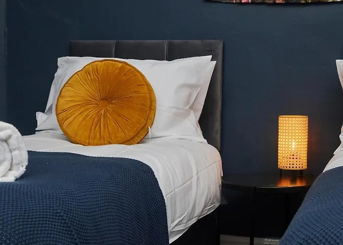 Cosy, Stylish, Leafy And Homely